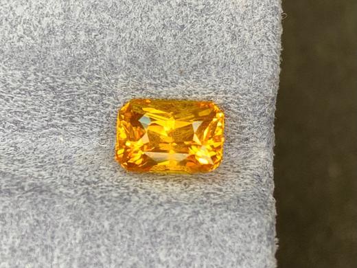 1.58ct刻面蓝宝石裸石 商品图1