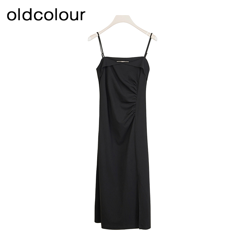 oldcolour商场同款春秋款黑色时尚优雅吊带连衣裙女P24104156