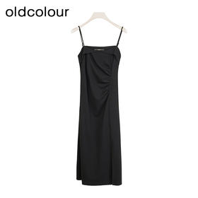 oldcolour商场同款春秋款黑色时尚优雅吊带连衣裙女P24104156