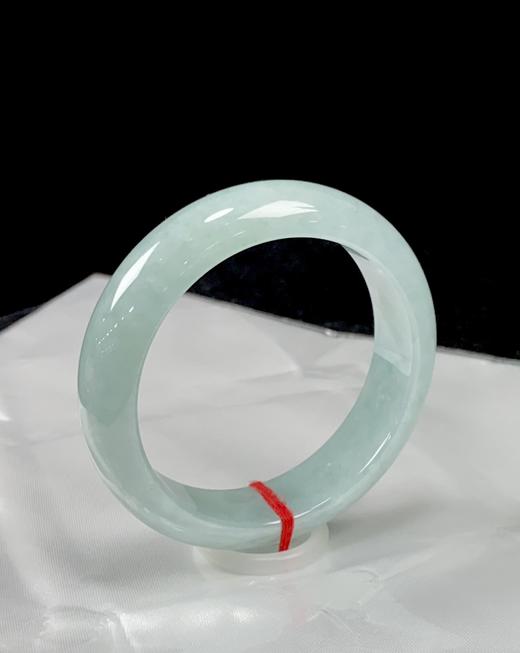 54圈口正圈翡翠手镯 商品图1