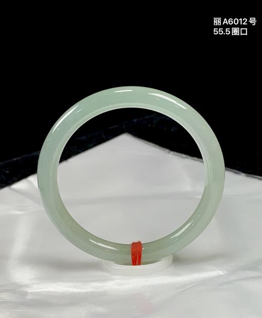 55圈口圆条翡翠手镯 商品图0