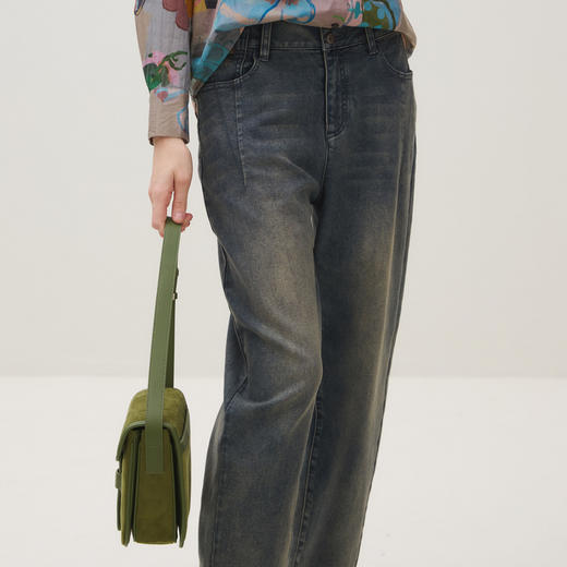 谜底牛仔裤女2025秋季新品复古洗水宽松蝴蝶绣花九分裤253MK1086 商品图2