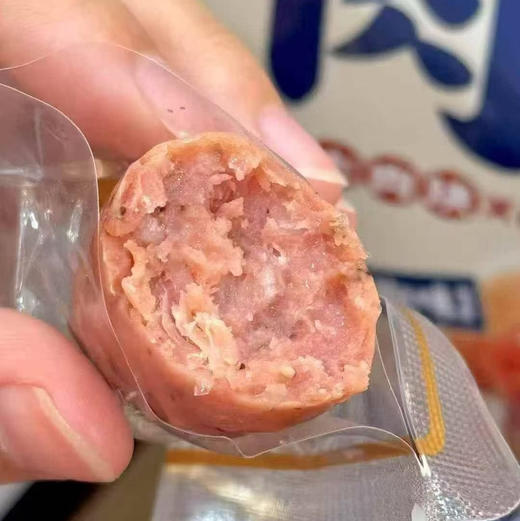 【链接一好吃的健康零食/零嘴合集笋丝啵啵原味/黑胡椒肠/饼干/红枣枸杞黑芝麻丸/锅巴系列】每袋230g，含肉量高✅搭配清爽笋丝口感贼棒，超多回购又软又弹，口感丰富！大人小孩都爱吃！肉食控的福音👍 商品图1