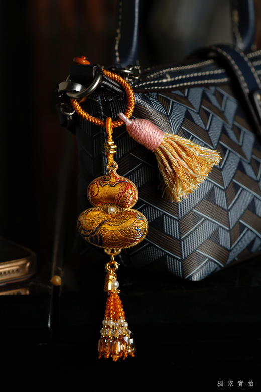 点击购买！【非遗宋锦双面刺绣葫芦挂件】 商品图8
