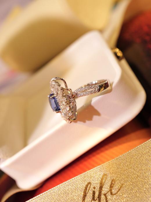 【梁小姐彩宝】传承！18K金斯里兰卡豪华gao定皇家蓝蓝宝石钻石戒指吊坠两用款4.51克拉（3-5天左右） 商品图8