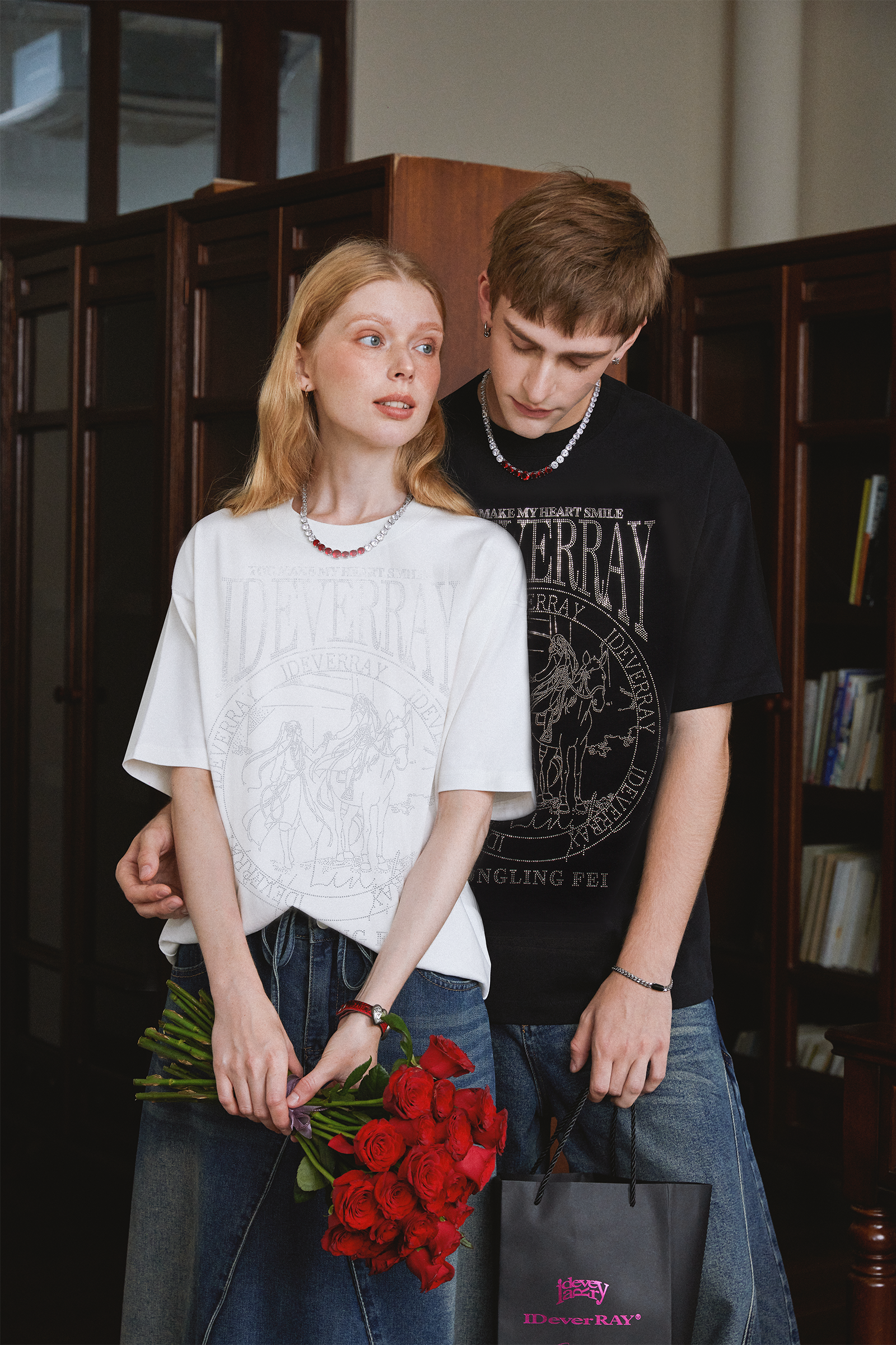 【通灵妃联名】IDEVERRAY品牌烫钻t恤短袖男宽松夏季情侣国潮上衣21MSL-TM677