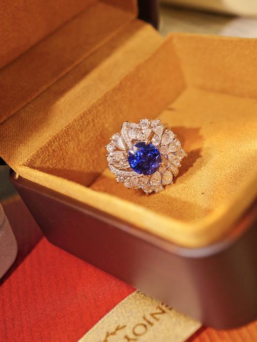 【梁小姐彩宝】传承！18K金斯里兰卡豪华gao定皇家蓝蓝宝石钻石戒指吊坠两用款4.51克拉（3-5天左右） 商品图7