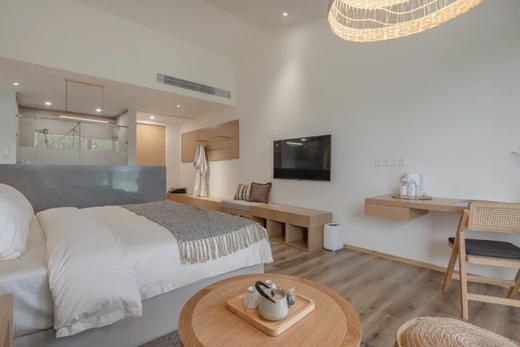 夏日避暑🎐【大邑安仁·向野而生民宿】周五不加价
💦享自在清凉的东南亚风情之旅
✔️宠物友好 营养早餐 户外泳池 泰服体验等 商品图1