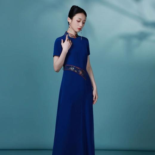 吉祥衣家新中式国风复古气质女装春夏款轻奢锦绣水云真丝连衣裙 商品图1