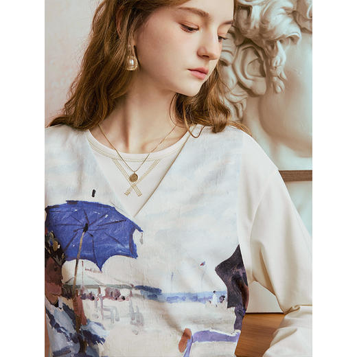 两三事一伞烟雨2025秋季新款休闲印花布拼接后背绑带假两件t恤女 商品图2