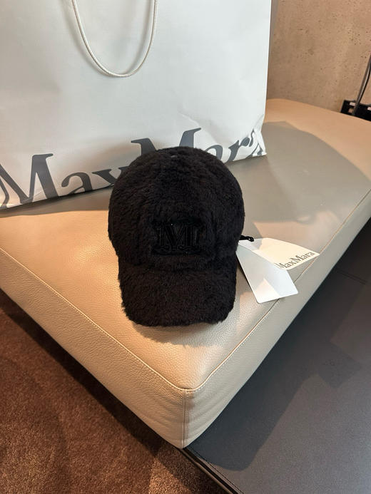 国内现货Maxmara驼绒真丝鸭舌帽可调节大小男女同款999元配购物袋 商品图0