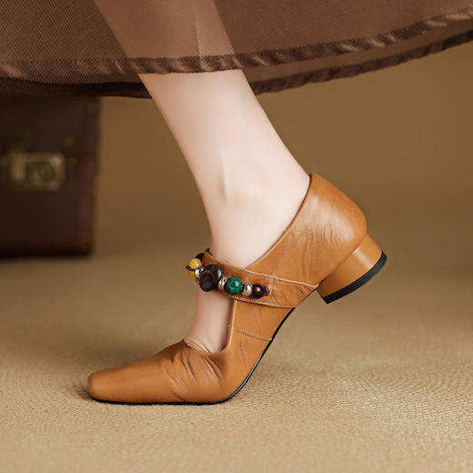 【预售5天】新款方头粗跟低跟单鞋女时尚浅口舒适一字扣带串珠玛丽珍鞋女NJMK&K1708 商品图4