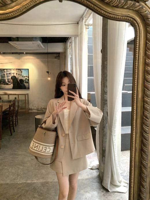 金蘑菇菇 黑标线 醋酸天丝西装/休闲廓形西装外套女韩版宽松西服 商品图0