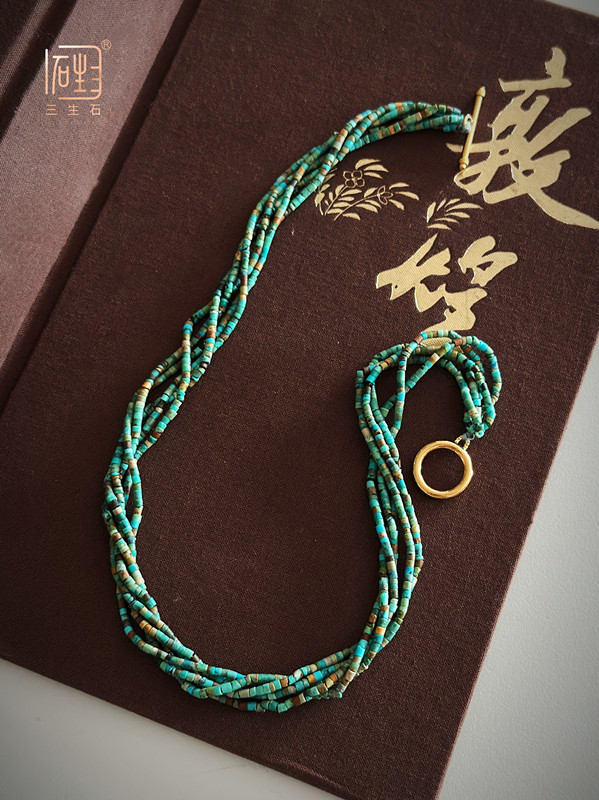 绿松石多层设计项链