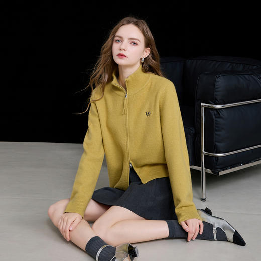 三彩2025冬季新款绣花立领针织衫宽松长袖拉链开衫简约毛衫M 商品图2