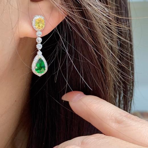 2.52CT刻面沙佛莱耳坠 商品图3