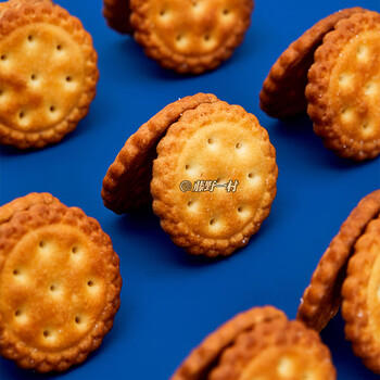 藤野一村海盐日式小圆饼138g/罐 天日盐奶盐薄脆饼干网红饼干办公室 /休闲食品 /饼干 /韧性饼干 商品图5