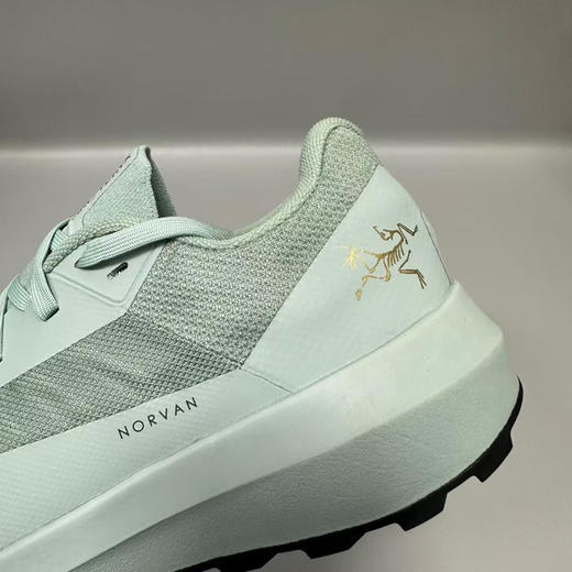 外贸原单 ARC‘TERYX/始祖鸟男女同款越野跑鞋，贸易公司渠道货，厚底，为专业轻量化山地运动而生。
36-45 商品图4