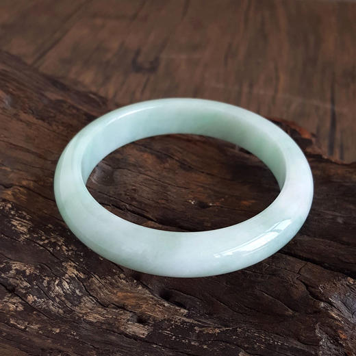 【天然正品】A货翡翠天然细腻无纹裂正桩浅绿糯种59号翡翠手镯59号（皆取最大值）女士现售价：1380！310325AH54 商品图2