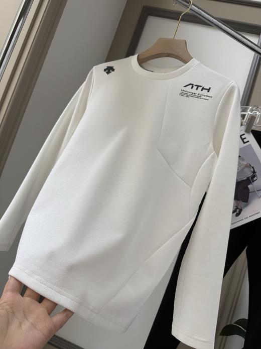 点此购买 迪桑特春秋季男士圆领长袖运动衫 xj 326539 商品图4