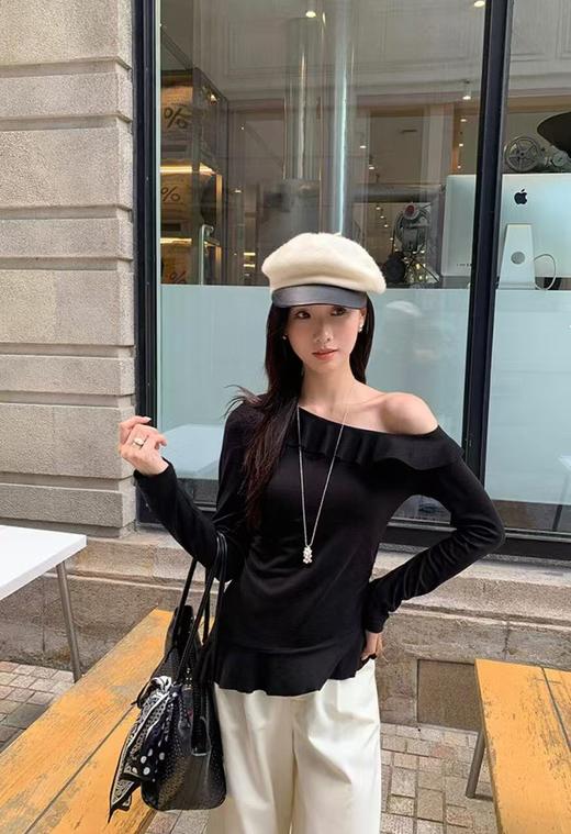 【GZ】无忧购2025早秋新款气质荷叶边斜肩长袖t恤女不规则飘带修身上衣8982#（截单后3-5天发货） 商品图0