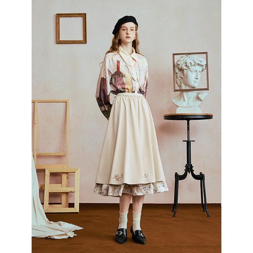 两三事 未央海雾 2025秋季新款文艺风印花拼色长袖衬衫女宽松 商品图3