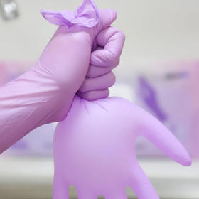 添赞Titanfine丁腈手套|耐拉扯/耐腐蚀/防渗漏，用它做家务告别主妇手