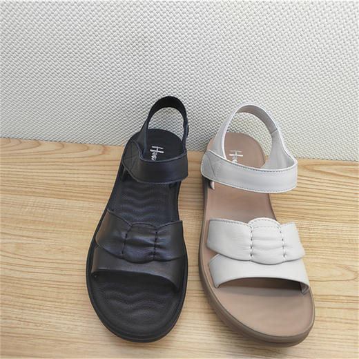 豪行夏季新款24272629真皮休闲低跟妈妈女鞋凉鞋皮鞋 商品图2