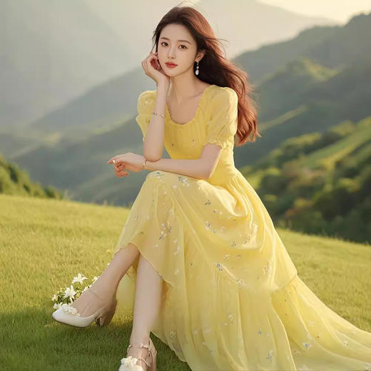 xln3109桔梗法式黄色碎花连衣裙女2025夏季新款森系温柔风减龄雪纺裙子 商品图3