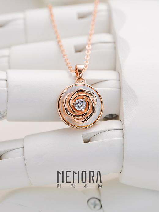 【任选3件599元】小玫好项链 S925银玫瑰花耳饰时尚ins风项链MEMORA诗普琳YNE00301、YEE00901（线上专供） 商品图4