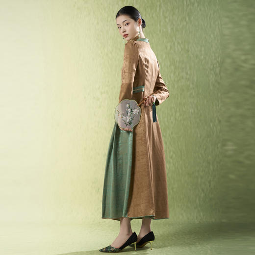 吉祥衣家新中式国风真丝夏款高端气质显瘦修身女装半盏青绿连衣裙 商品图2