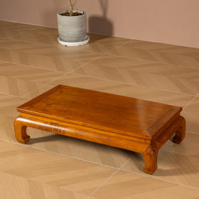 二十世纪	黄花梨束腰马蹄腿炕桌