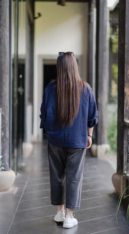 五天内发货【8分裤  牛仔裤】93%棉，7%粘纤，宽松牛仔裤，膝盖不鼓包，不紧绷，穿着舒适，裤脚特色猫须勾烂工艺！这条裤子非常适合屁股大、腿粗、胯宽的姐妹！深色耐脏显瘦杠杠的 商品图8