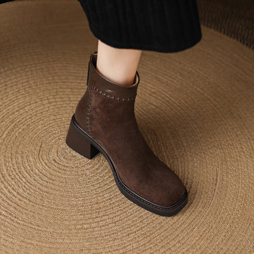 阿么手工女鞋高级感绒面短靴高跟2025新款秋冬复古气质时装靴6CM 商品图3