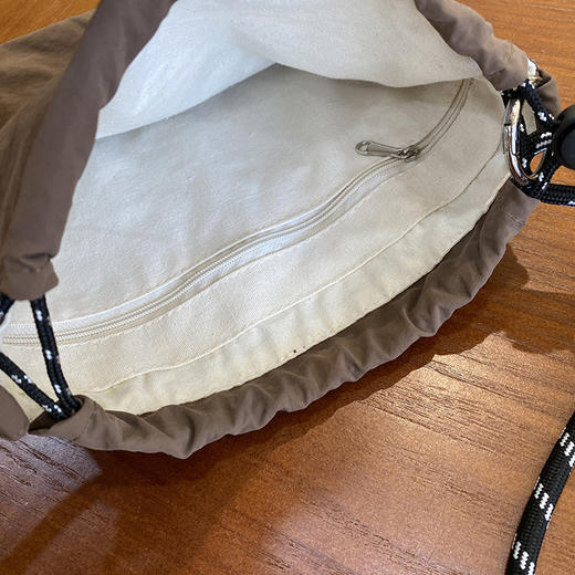 【YW】无忧购韩版ins风慵懒海边度假帆布小斜挎包25041112（截单后3-5天发货) 商品图2