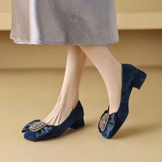 【预售5天】法式通勤水钻蝴蝶结浅口单鞋女新款复古方头中粗跟玛丽珍NDXC&7011 商品图0
