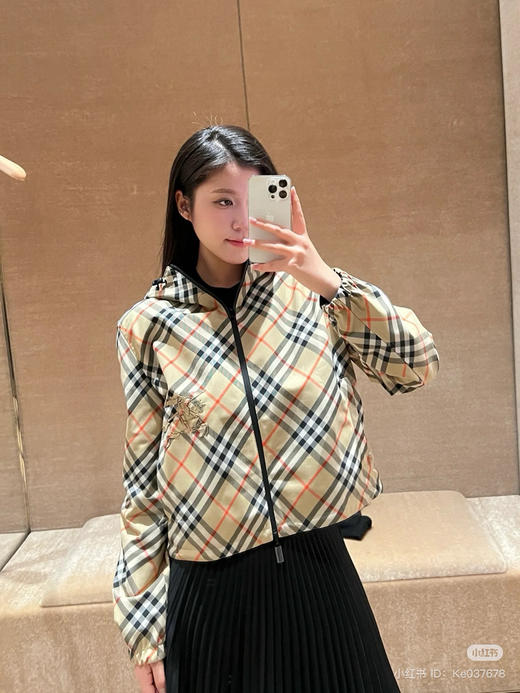 89-2 排他性独家圆正 BB格纹/纯色 双面穿 女士短款 连帽夹克外套 新色到 商品图1