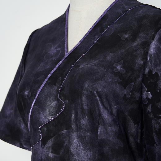 吉祥衣家新中式国风蚕桑丝裙子气质修身显瘦女装云霄化蝶连衣裙 商品图3