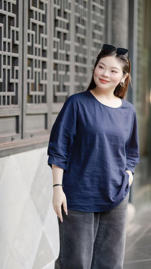 现货现发【棉麻七分袖上衣】百分百亚麻面料，酵素染色工艺，德隆的棉麻面料，自然工艺，天然纯净，超长落肩设计，袖子微喇开叉花瓣袖，遮手臂肉，手臂肉肉多一定要入手 商品图4