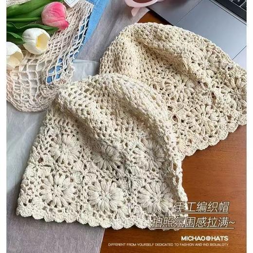【拍照敲出片❗镂空手工毛线帽】甜美LOOK「范围感足足的」简约不单调，复古手工勾花风格，修饰脸型显脸小，怎么带都好看❗日系手工花朵编织包头帽，复古文艺透气堆堆帽L 商品图3