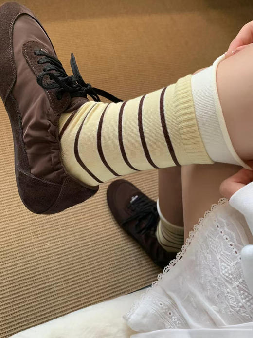 早秋条纹袜 商品图1