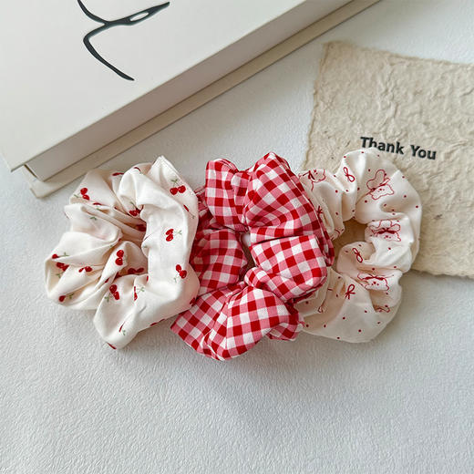 【积分兑】甜美红色系组合发圈纪念日百货门店同款163993764 商品图3