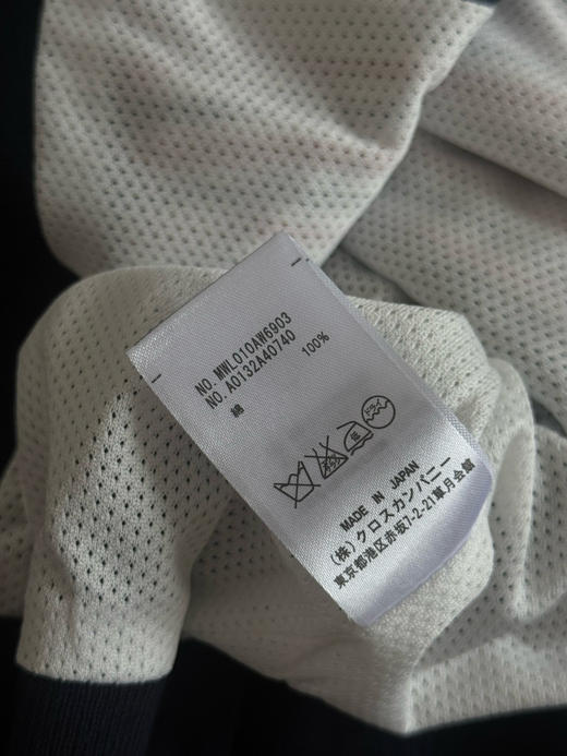 四杠拼接拉链冲锋衣。只有两个码 商品图7