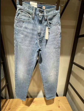 LEVIS女牛仔裤A0575-0012