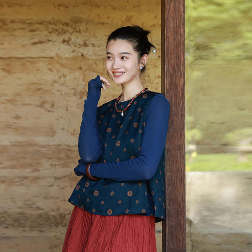 绽放496朵/真丝提花宝相花红云纱桑蚕丝设计感文艺秋马甲女款外穿 商品图1