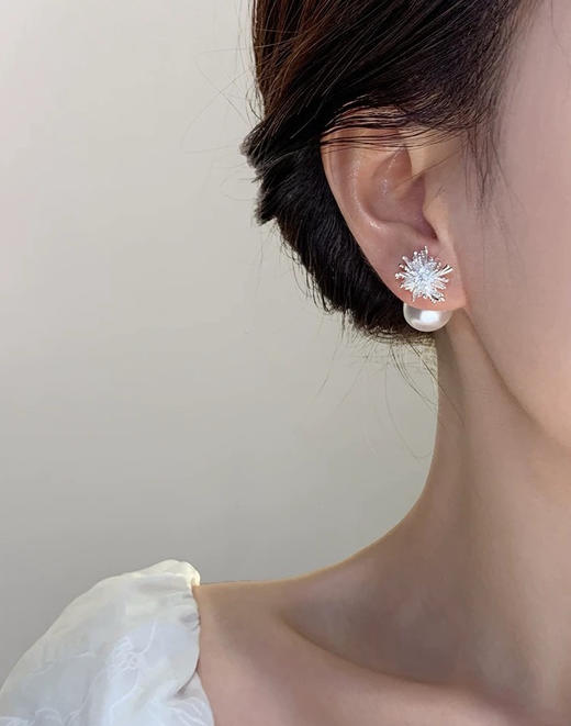 蒲公英双戴珍珠耳钉 商品图4