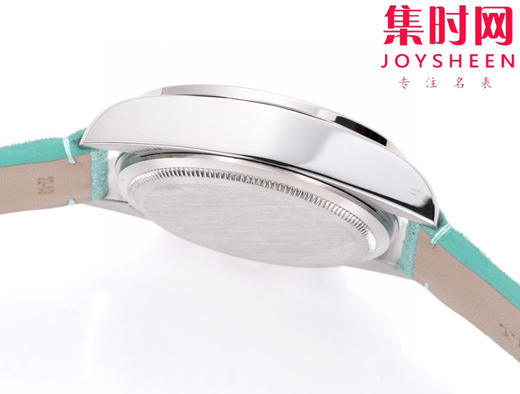 帝舵 3T碧湾计时系列 火烈鸟同色系皮带款 男士腕表 是一款融合潜水表传统与赛车计时功能的混合型腕表 商品图6