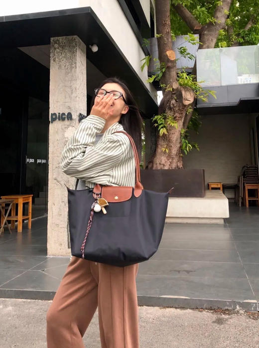 珑骧 Le Pliage系列 女包手提手柄包 21色三尺寸（ZB*SS） 商品图3