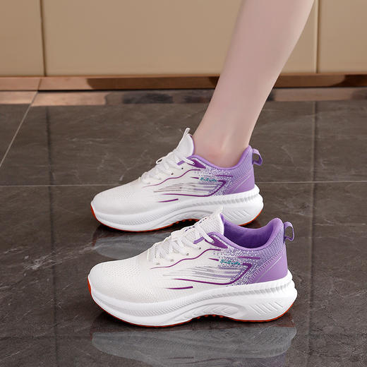 【女款透气飞织运动鞋2.0】4cm橡胶鞋底 防滑耐穿 飞织鞋面针织舒适 透气不闷脚 久走不累脚 增高堪称天花板 鞋型很显脚小 （鞋码偏小 拍大一码） 商品图2