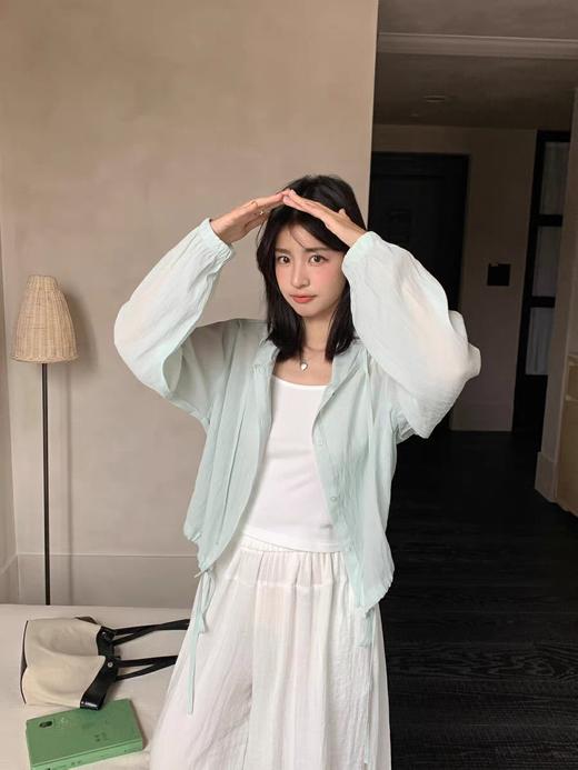 【断码清仓】韩版时尚连帽防晒衣薄外套女夏季宽松百搭短款抽绳上衣！ 商品图1